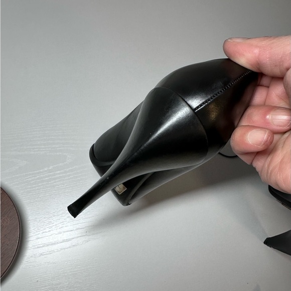 Michael Kors Black leather shoes - Picture 4 of 4